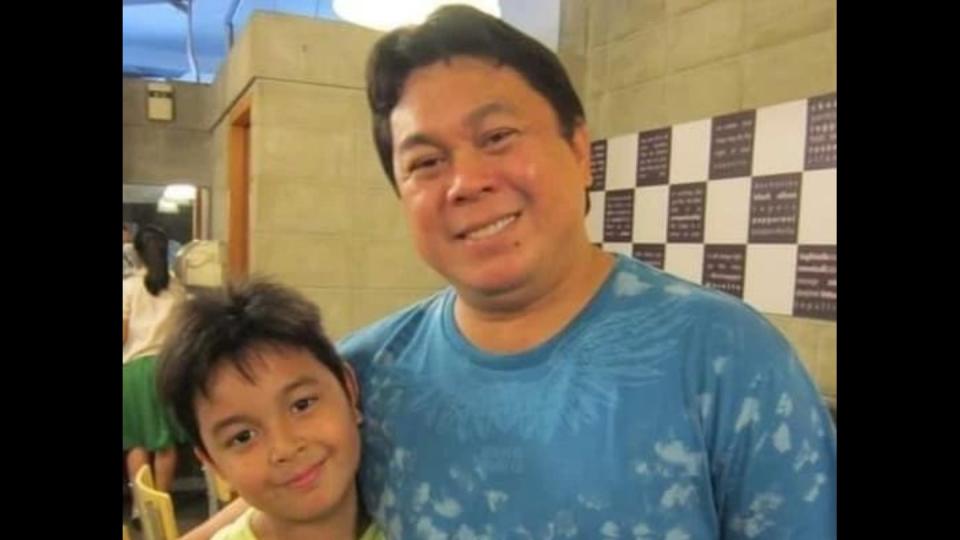 Actor Dennis Padilla (right) has had a rocky father-children relationship with his children with Marjorie Barretto ever since they separated in 2007. The last time they were seen together was when they had dinner in 2019. (Photo: Dennis Padilla/Instagram)