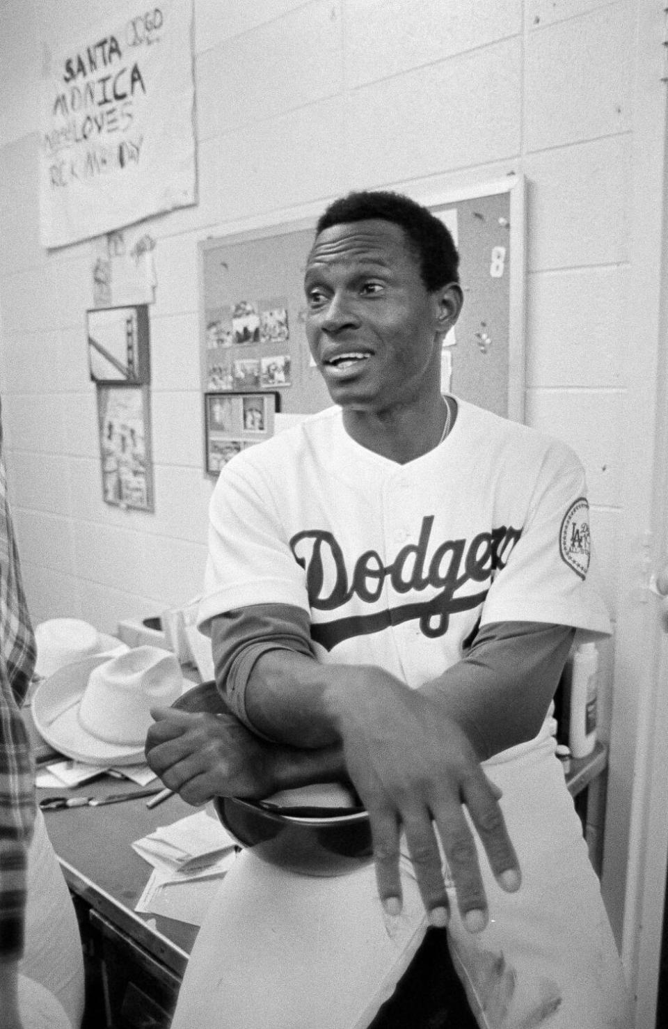 Manny Mota in the Dodgers clubhouse in Los Angeles, Sept. 25, 1980.