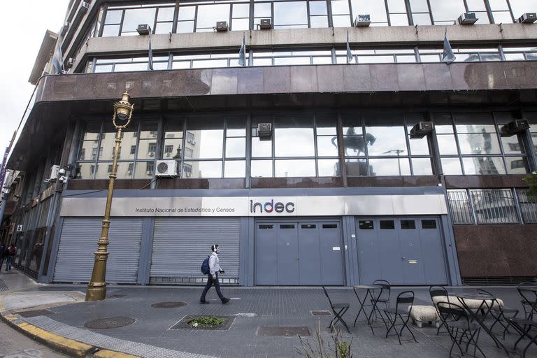 El Indec publicó el índice de salarios de noviembre.