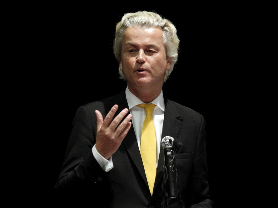 REFILE - ADDING INFORMATION Dutch Parliamentarian Geert Wilders speaks at the Muhammad Art Exhibit and Contest sponsored by the American Freedom Defense Initiative in Garland, Texas May 3, 2015. Two gunman who opened fire on Sunday at the anti-Islam art exhibit featuring depictions of the Prophet Mohammad were themselves shot dead at the scene, a local CBS television affiliate and other local media reported, citing Garland police. REUTERS/Mike Stone