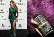 <p>El 17 de octubre de 2017 Beyoncé acudió a un concierto de su marido y causó sensación con su bolso. ¿Te gusta? Pues vete ahorrando porque cuesta casi 5.000 dólares (4.262 euros). (Foto: Instagram / <a rel="nofollow noopener" href="https://www.instagram.com/beyonce/" target="_blank" data-ylk="slk:@beyonce;elm:context_link;itc:0;sec:content-canvas" class="link ">@beyonce</a>). </p>