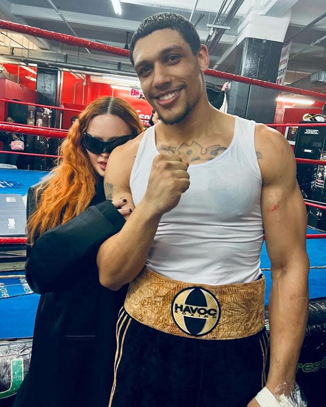 Madonna y Josh Popper en el ring de boxeo