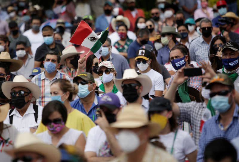 Protest against the decision of the Mexican government to divert water from La Boquilla dam to the U.S., in Delicias