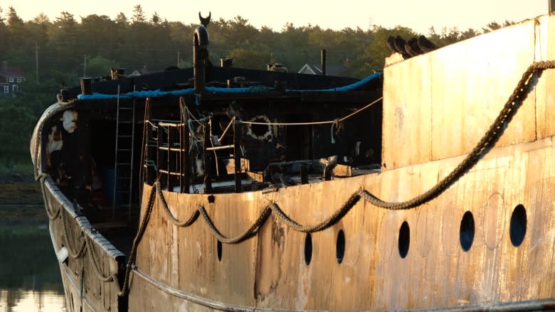 Farewell, Farley: Shelburne celebrates removal of MV Farley Mowat