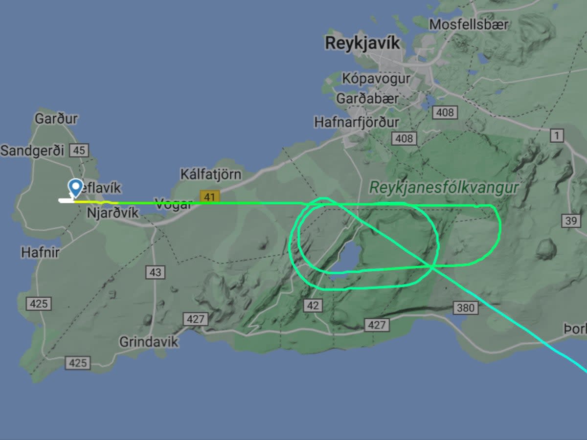 Holding pattern: the incoming aircraft from Gatwick had to wait before landing at Keflavik International Airport  (Flightradar24)