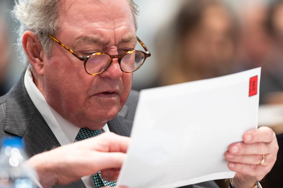 Defense attorney Dick Harpootlian reviews evidence from the prosecution during Alex Murdaugh’s trial for murder at the Colleton County Courthouse on Thursday, February 16, 2023. Joshua Boucher/The State/Pool