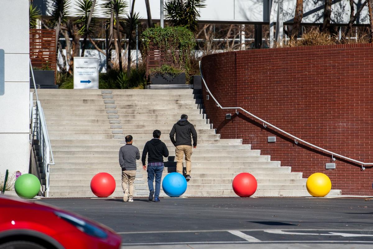 (Bloomberg) -- Alphabet Inc.’s Google has fired 28 employees after they were involved in protests against Project Nimbus, a $1.2 billion joint contr