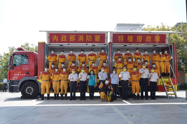視察消防訓練中心　總統：政府做消防夥伴堅強後盾