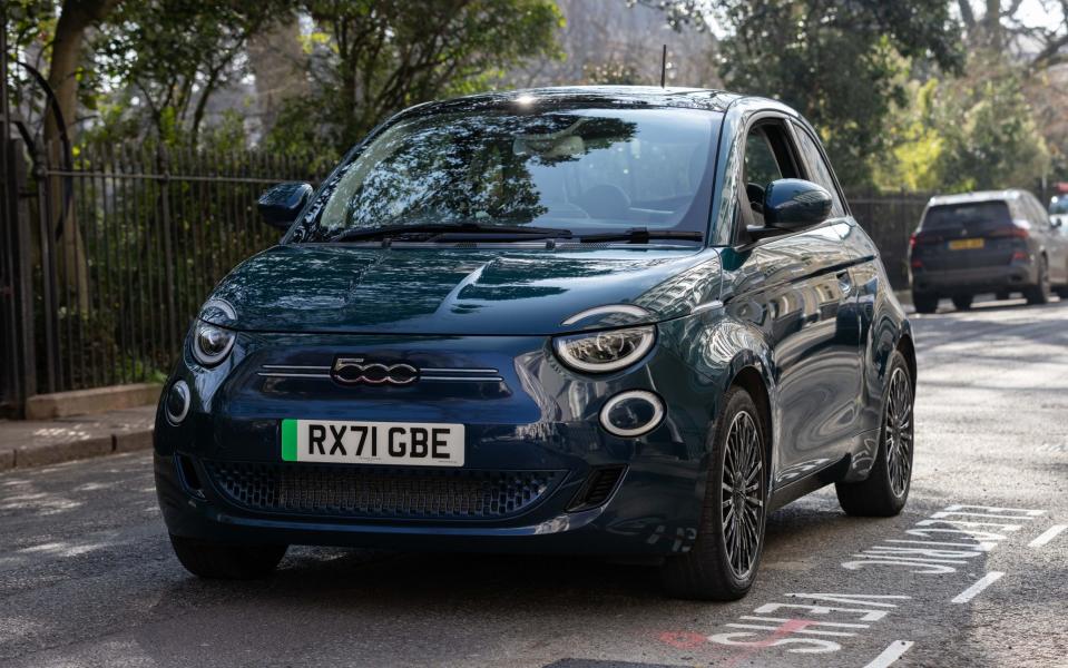 Fiat 500e: truly endearing-looking