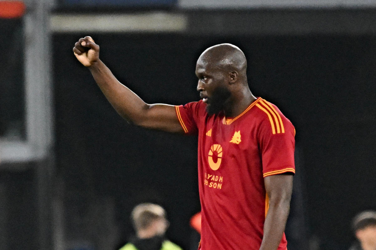 Napoli reinitiate discussions with Chelsea regarding Romelu Lukaku transfer