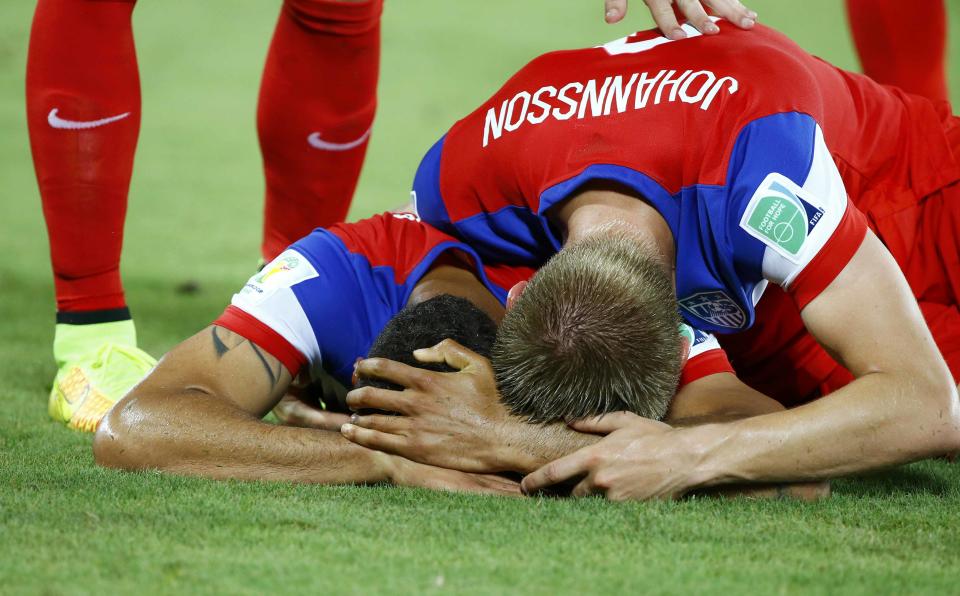 John Brooks of the U.S. (L) celebrates his goal against Ghana next to teammate Aron Johannsson during their 2014 World Cup Group G soccer match at the Dunas arena in Natal June 16, 2014. REUTERS/Stefano Rellandini