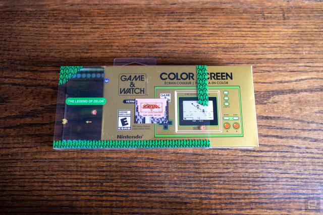 Nintendo's Zelda-themed Game & Watch is a love letter to Link's 8-bit  origins