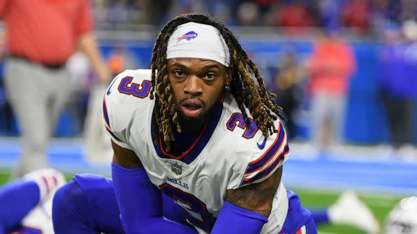 PHOTO: Buffalo Bills safety Damar Hamlin warms up before a game on Nov 24, 2022, against the Detroit Lions at Ford Field. (Lon Horwedel/USA TODAY Sports, FILE)