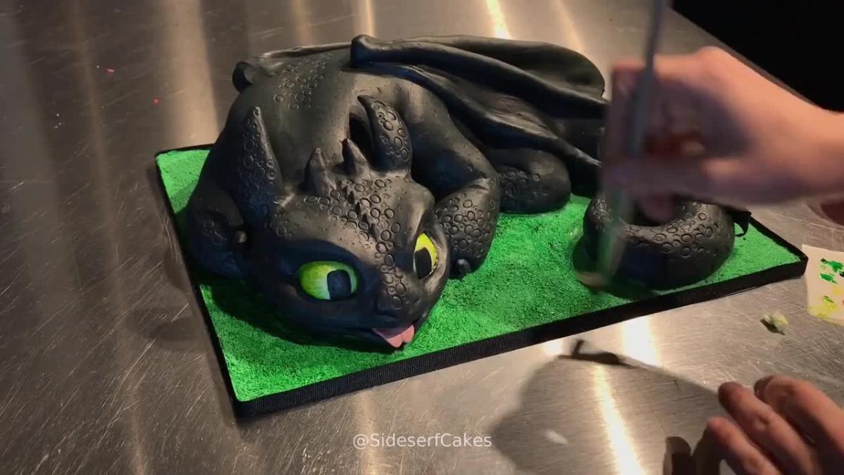 3D Dragon Cake