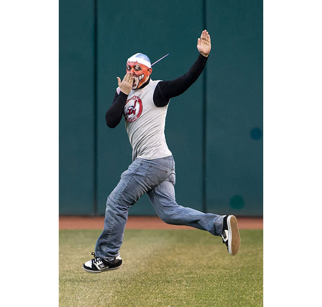 Indians Fans Wore Redface Makeup At AL Wild Card Game Because