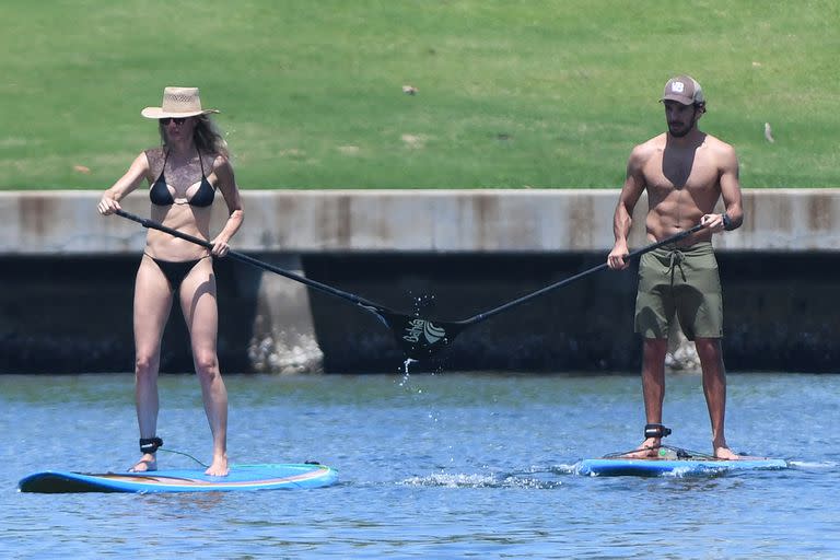 Gisele Bundchen practices paddle boarding in Miami with her alleged boyfriend Joaquim Valente