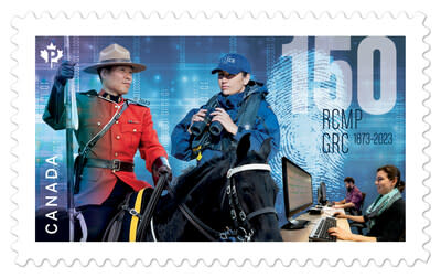 Canada Post unveils Summit Series stamp to honour Canada 150