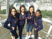 Touring London and on the London Eye with the girls! ‏<a href="https://twitter.com/kyla_ross96" rel="nofollow noopener" target="_blank" data-ylk="slk:@kyla_ross96;elm:context_link;itc:0;sec:content-canvas" class="link ">@kyla_ross96</a>