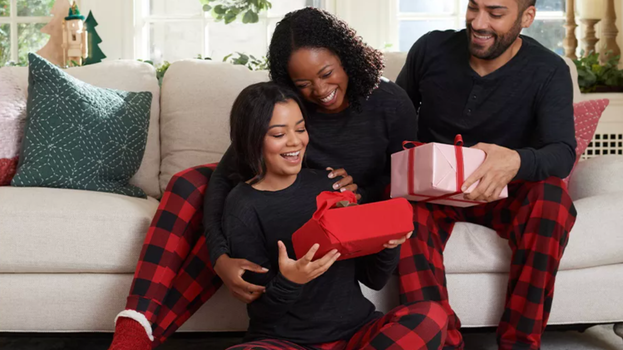 New shoppers can earn a $15 holiday voucher for QVC