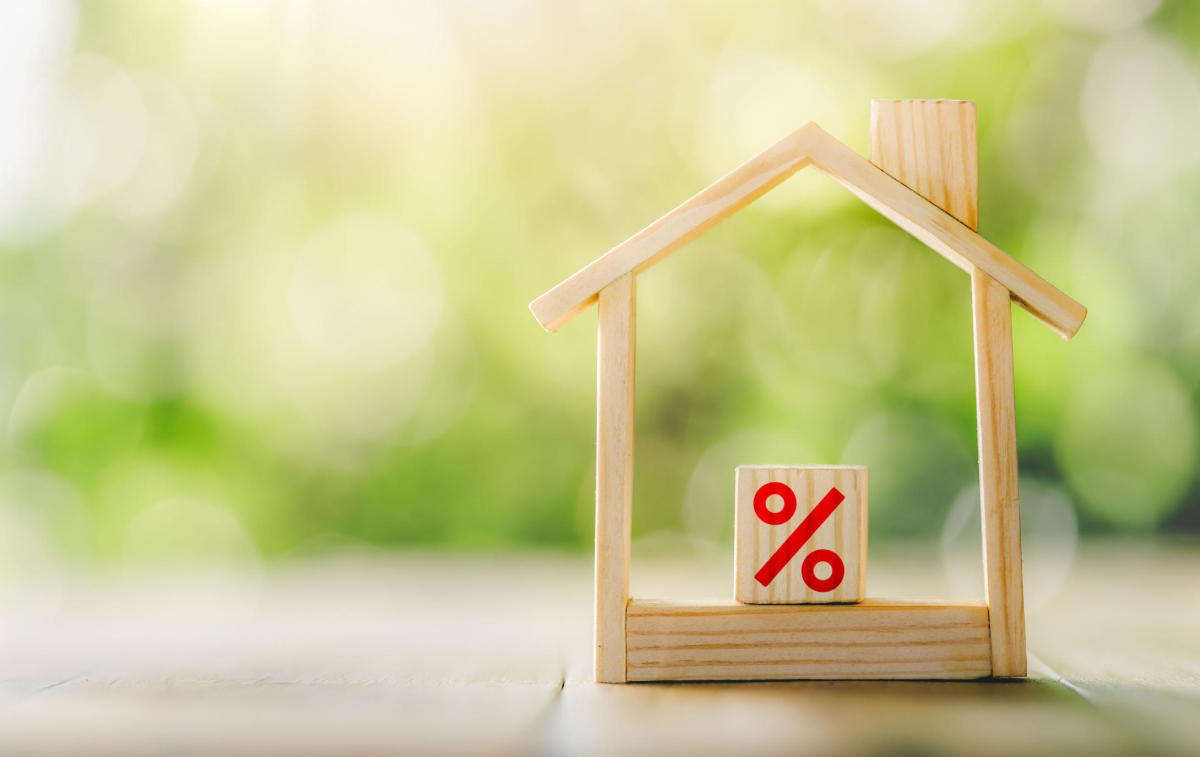 Nearly A Third Of Americans Expect Mortgage Rates To Fall In 2024   73a19e31b971769a62fbcb1617d24bb3