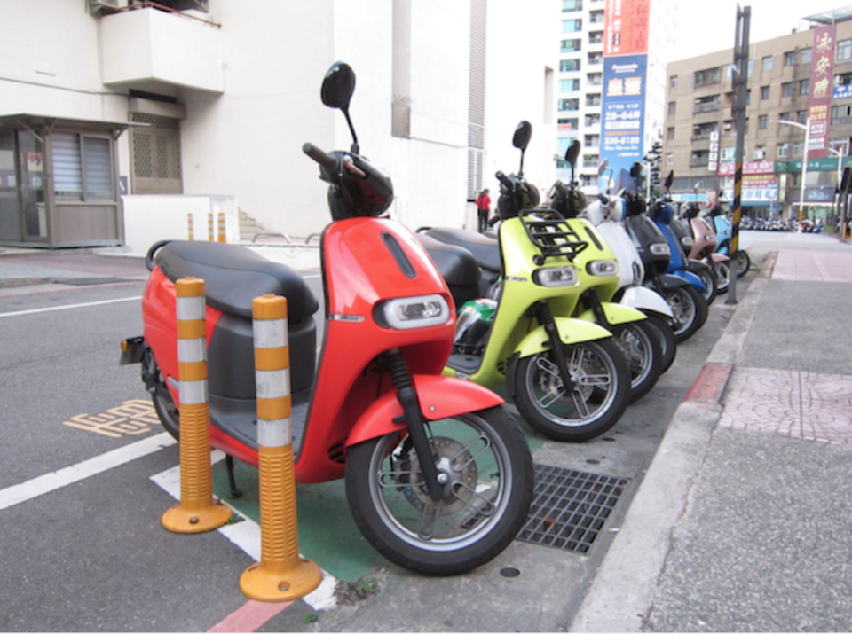 全台縣市電動機車補助最高的桃園市，7 月 1 日起將減少補助金額。（記者謝武雄攝）