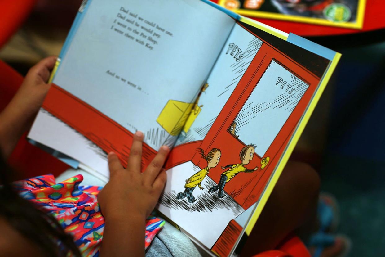 Un livre de Dr. Seuss (image d'illustration) - Joe Raedle - Getty Images North America - Getty Images Via AFP