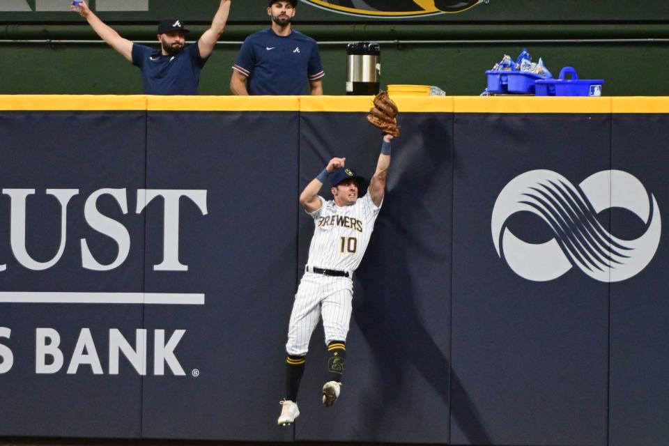 Brewers rightfielder Sal Frelick catches a ball hit by Atlanta Braves designated hitter Marcell Ozuna in the sixth inning at American Family Field.