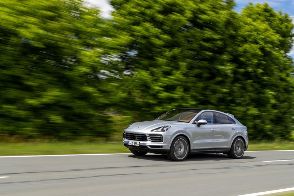 Photos of the 2020 Porsche Cayenne Coupe