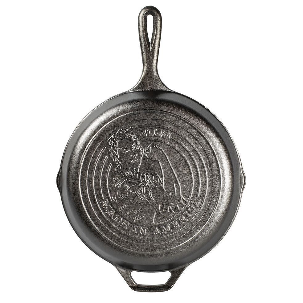 Tennessee: Lodge Cast Iron Cookware