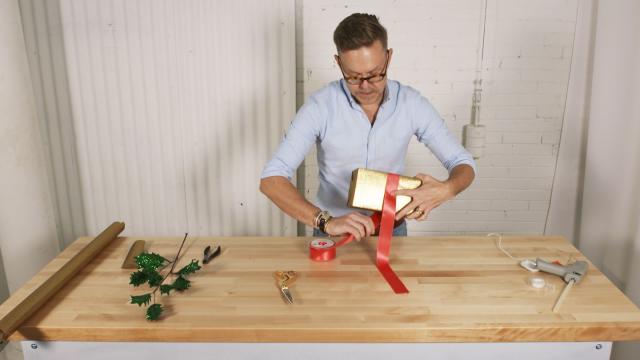 How to Wrap a Gift — A Glue Gun Is Your Secret Weapon for Perfectly Wrapped  Presents