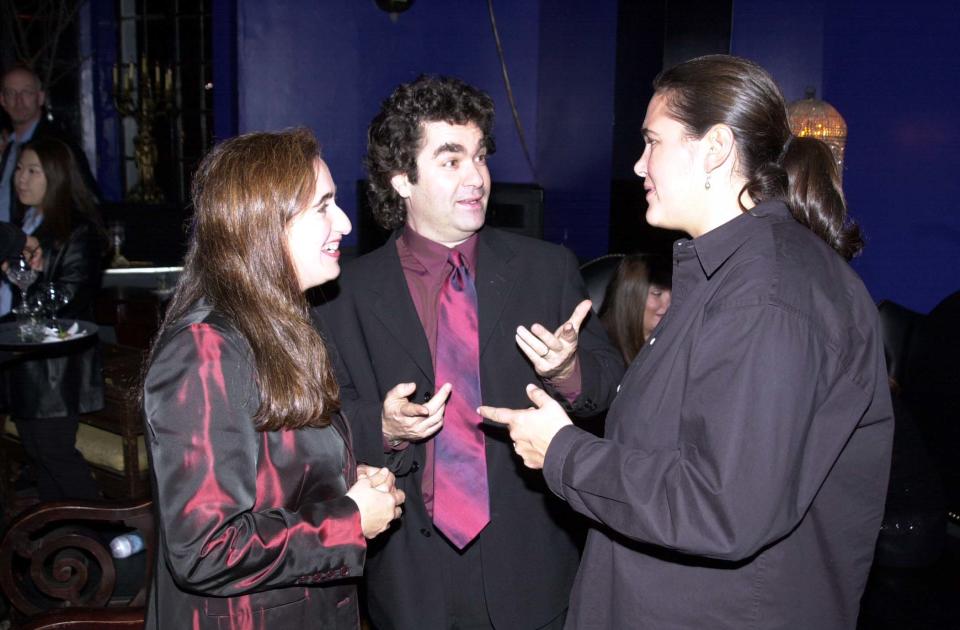 Joe Berlinger, director (center) during Book of Shadows Blair Witch 2 Premiere in Hollywood, California, United States. (Photo by Jeff Kravitz/FilmMagic, Inc)