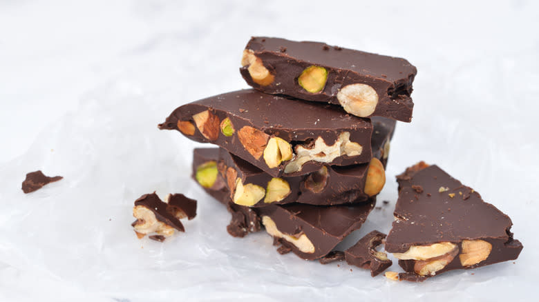 Chocolate bark filled with nuts