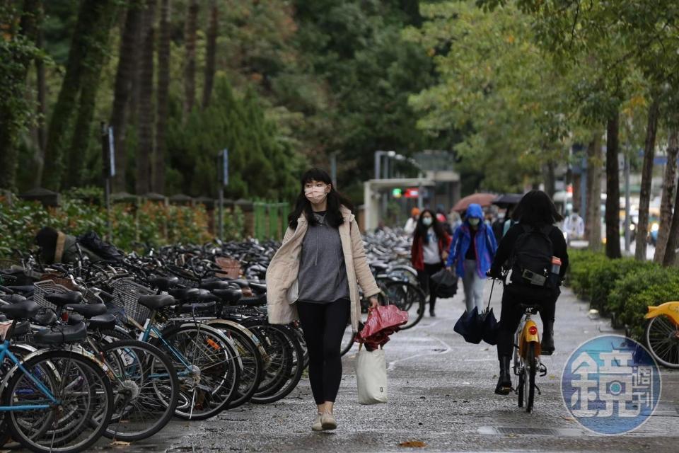 明早晚各地低溫16至19度，週日氣溫稍回升。（示意圖，本刊資料照）