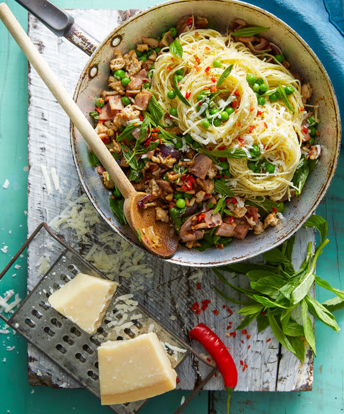 Chicken, bacon, pea and mint spaghetti