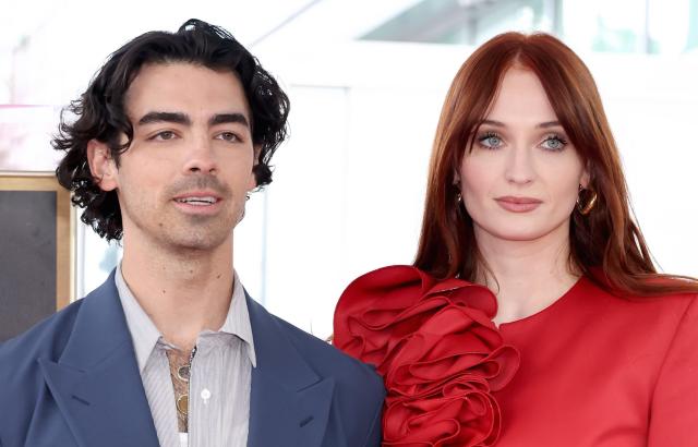 Sophie Turner 'keeping her options open' after kissing aristocrat: report