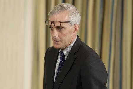 White House Chief of Staff Denis McDonough arrives for a news conference by U.S. President Barack Obama at the White House in Washington, October 2, 2015. REUTERS/Joshua Roberts