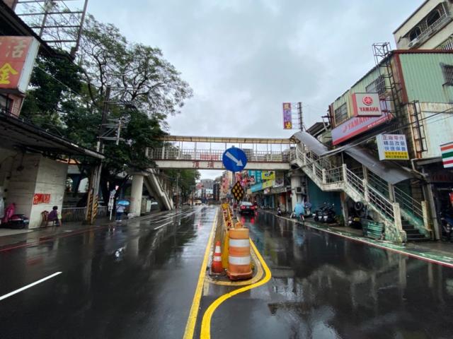 土城頂埔陸橋功成身退