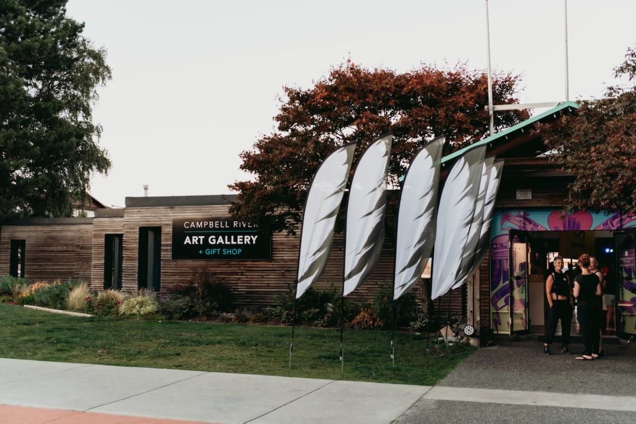 The Campbell River Art Gallery, pictured here during a special event, has come under criticism from city council for what they described as being a 'poor neighbour' to downtown businesses. (Wild Shay Photography/submitted - image credit)