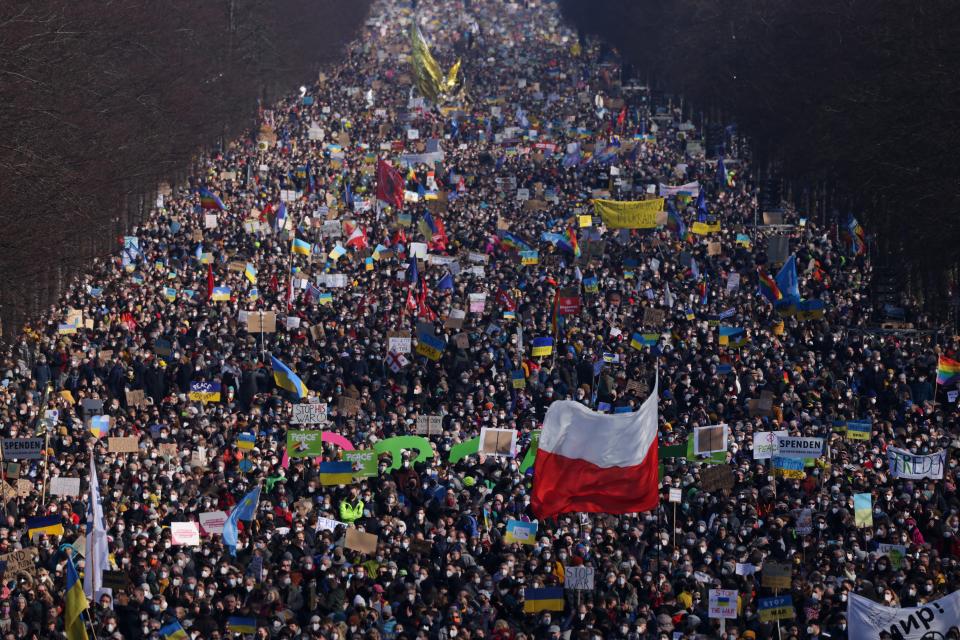 February 27, 2022: Tens of thousands of people gather in Tiergarten park to protest against the ongoing war in Ukraine in Berlin, Germany. Battles across Ukraine are raging as Ukraine seeks to defend itself against a large-scale Russian military invasion. 