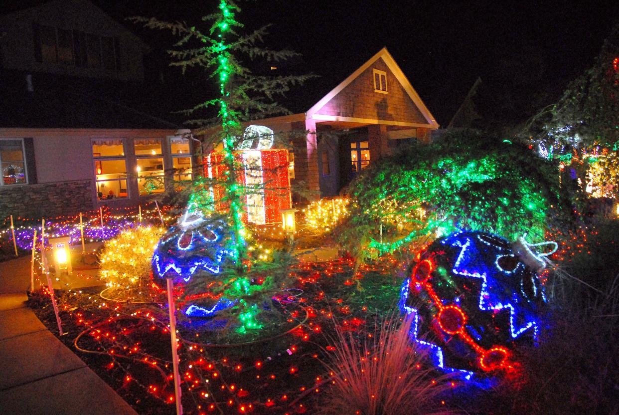 The Silverton Garden Resort is fronted by the beginning of the Silverton Christmas Market's lighted pathway.