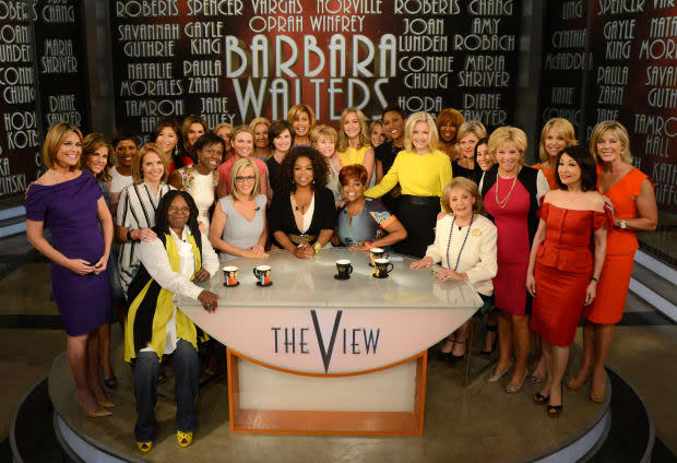 Oprah Winfrey leads women broadcasters and "The View" co-hosts to honor Barbara Walters when she left the show in 2014.<p>Ida Mae Astute/Disney General Entertainment Content via Getty Images</p>