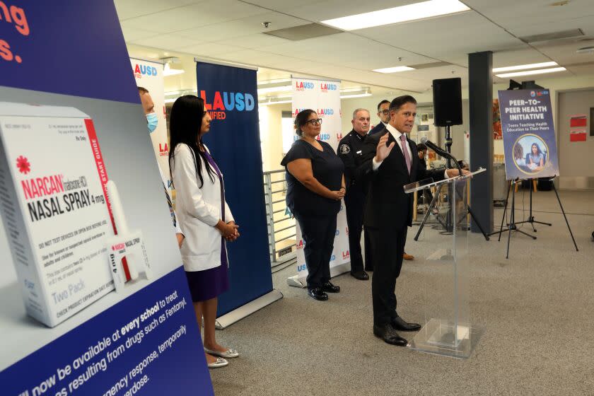 Los Angeles, California-Sept. 22, 2022- LAUSD Superintendent Alberto M. Carvalho announces a new program including providing Narcan to every middle and high school to combat drug overdose due to opioids. The new effort will also include outreach programs to parents and peer programs involving students. Also in attendance were LAUSD Medical Director Dr. Smita Malhotra, left, Board Member Monica Garcia, second from left, Los Angeles School Police Department Chief of Police Steven Zipperman, fourth from left and Chief of Special Education, Equity, and Access Anthony Aguilar, far right. The announcement was made at Miguel Contreras Learning Complex in downtown Los Angeles on Sept. 22, 2022. (Carolyn Cole / Los Angeles Times)