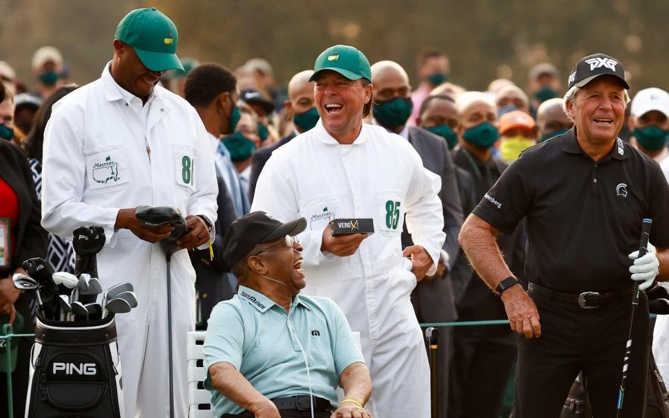 Wayne Player - Honorary Starter Lee Elder (L), Wayne Player (centre) honorary starter and Masters champion Gary Player (R) - GETTY IMAGES