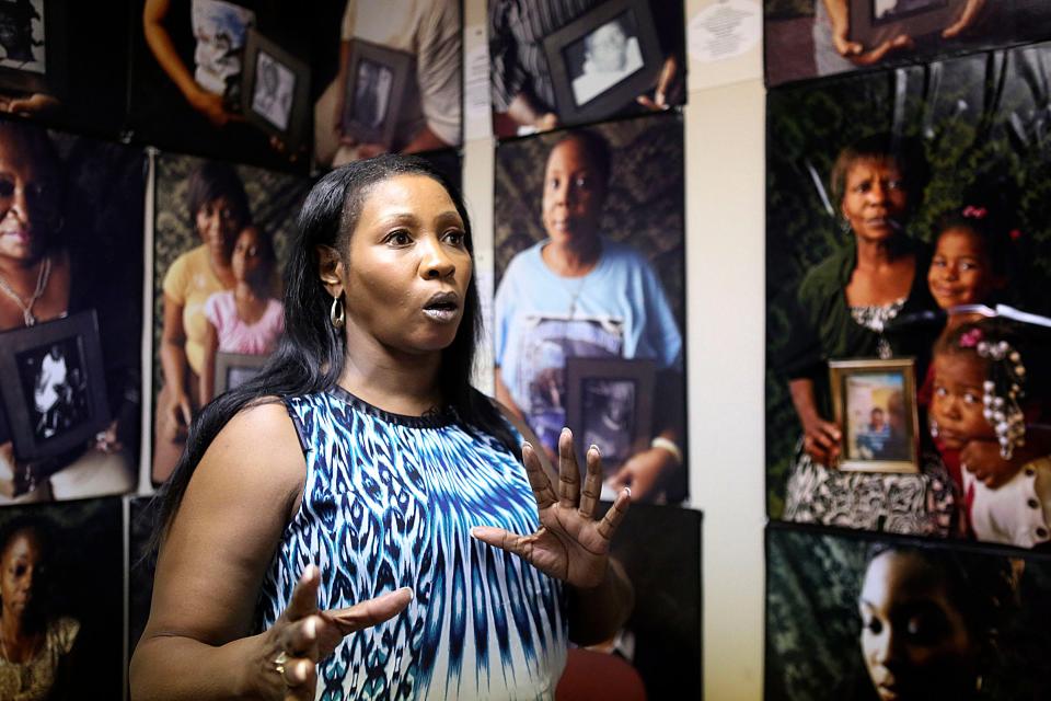 Vickie Williams, whose son Tinoris Williams was killed by a Palm Beach County Sheriff’s deputy in 2014, was the guest of honor at an event in April 2015 organized by the Mothers Against Murderers Association in which the father of Trayvon Martin participated by conference call.