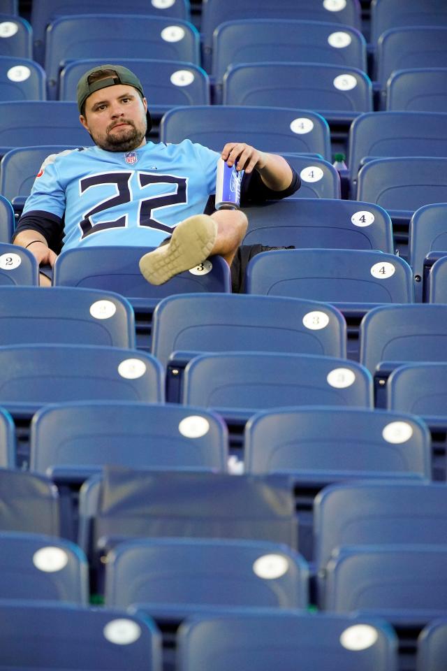 Breaking my heart': How Tennessee Titans fans are coping with gut-punching  loss to NY Giants