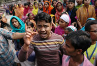 Los empleados tomaron las calles para reivindicar unos salarios más dignos. <br><br>Foto: REUTERS/Mohammad Ponir Hossain