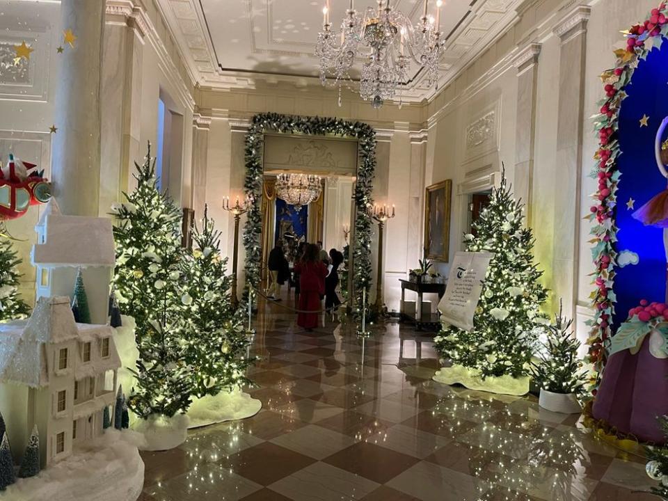 Tour White House Holiday Decorations 2023