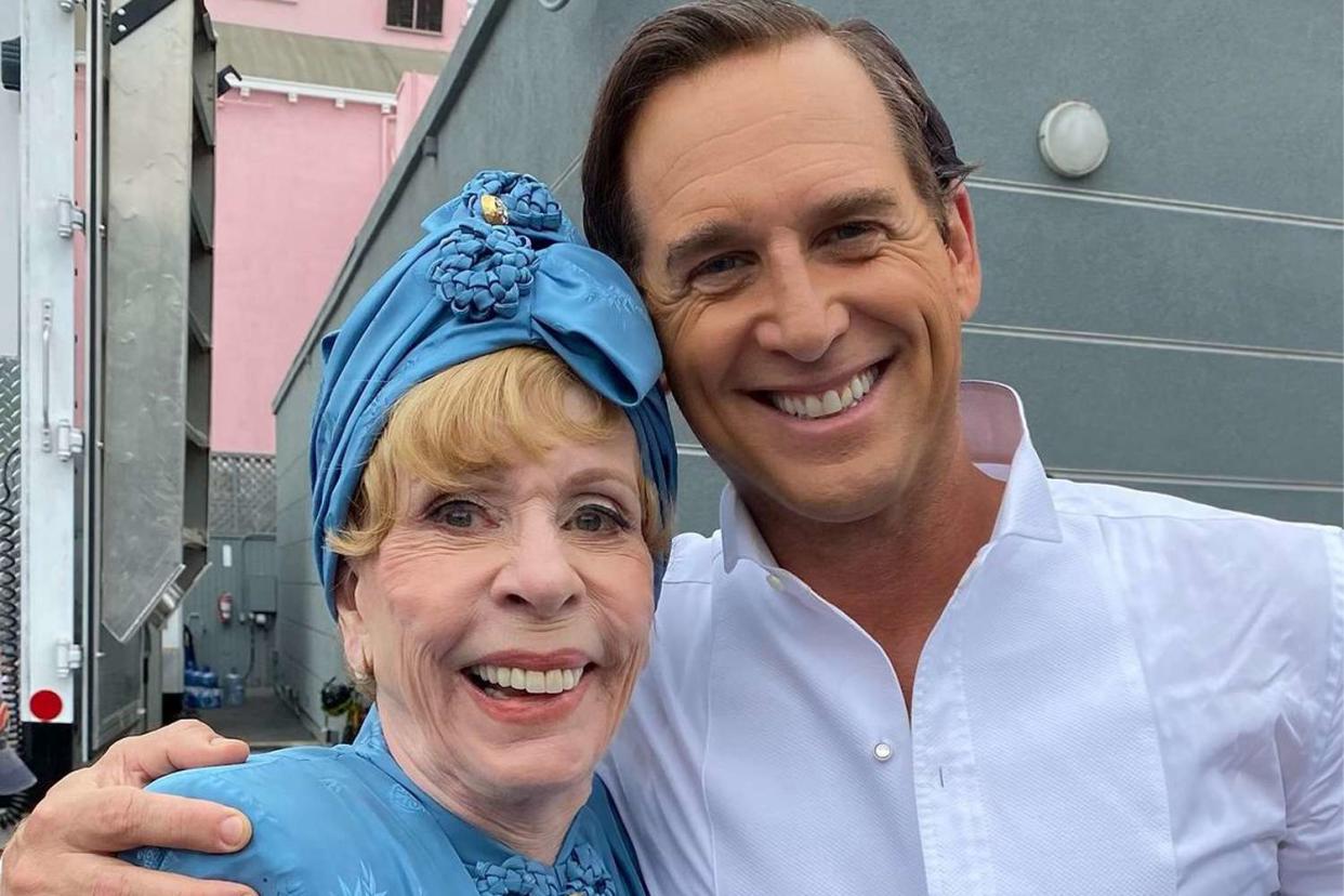 <p>Josh Lucas/Instagram</p> Josh Lucas poses with Carol Burnett in a tribute for her 91st birthday