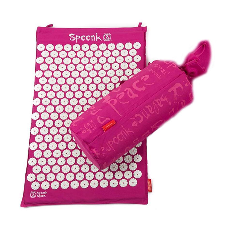 Spoonk Acupressure Massage Mat With Carry-Bag