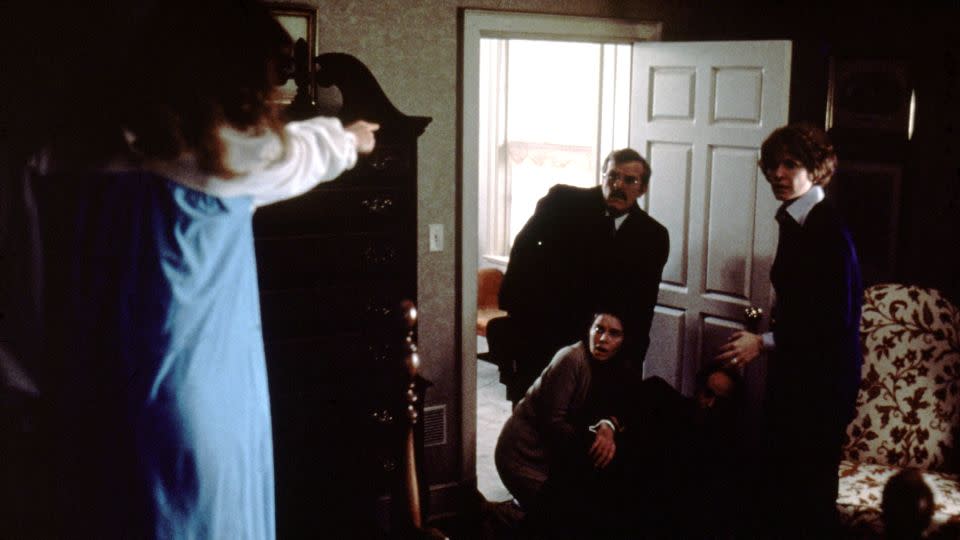 (from left) Linda Blair, Lee J. Cobb, Kitty Winn and Ellen Burstyn in 'The Exorcist.' - Everett Collection